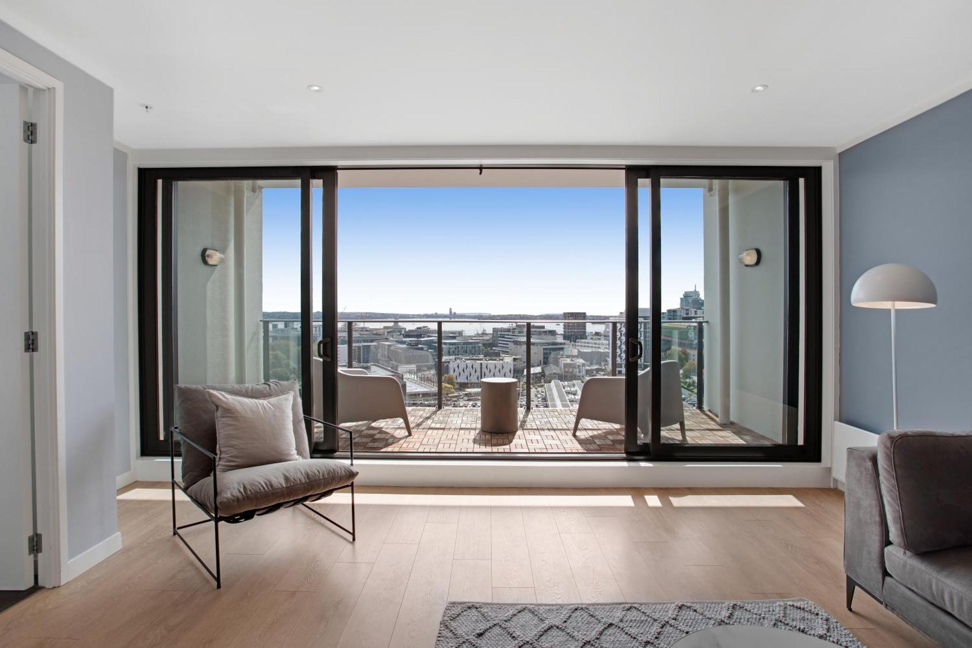 Skyline Serenade Apt With Skycity View And Parking Auckland Eksteriør billede
