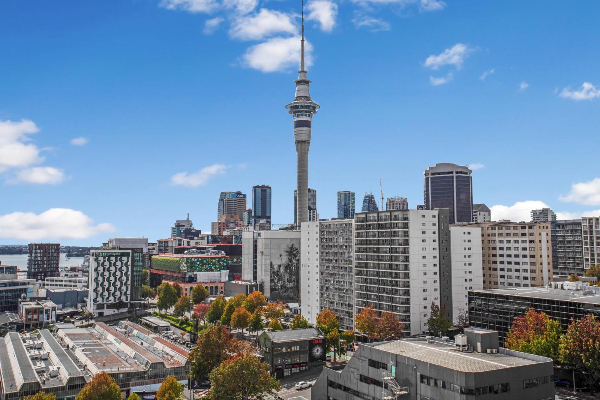 Skyline Serenade Apt With Skycity View And Parking Auckland Eksteriør billede